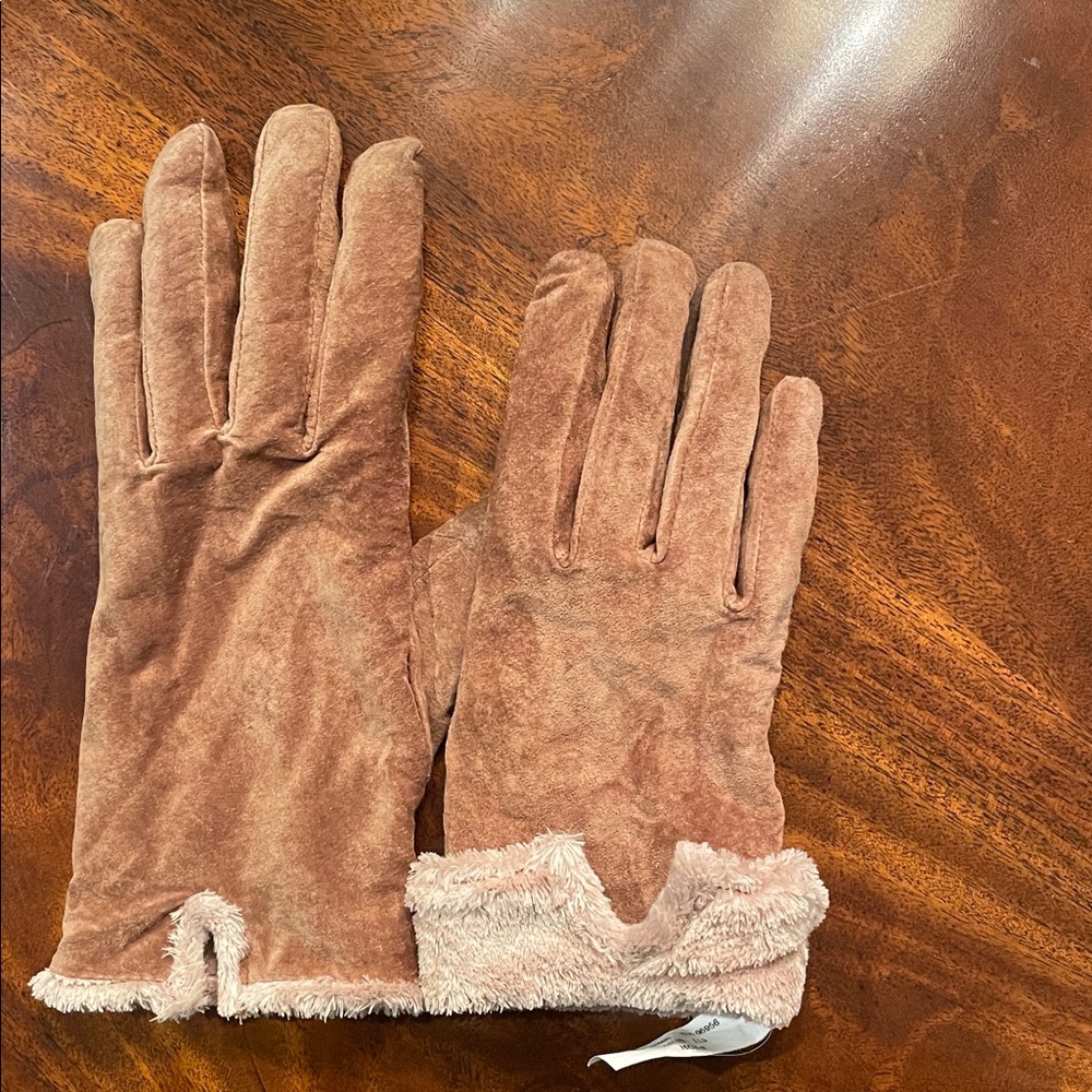 Soft Brown Suede Gloves